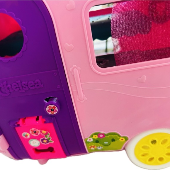 Barbie Club Chelsea Doll Pink and Purple Toy Camper 9" Trailer only - Picture 4 of 9